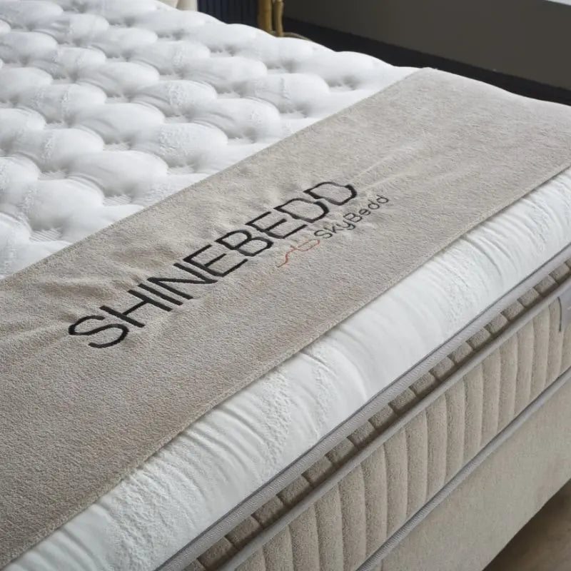 Lit coffre SHINE Mobilicious — tête de lit chevron